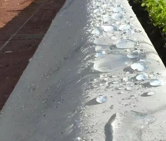 黄平硅烷浸渍涂料在混凝土保护中的应用