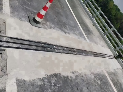 黄平伸缩缝更换后浇筑材料快速结构修补料速砼的产品特点及施工流程​